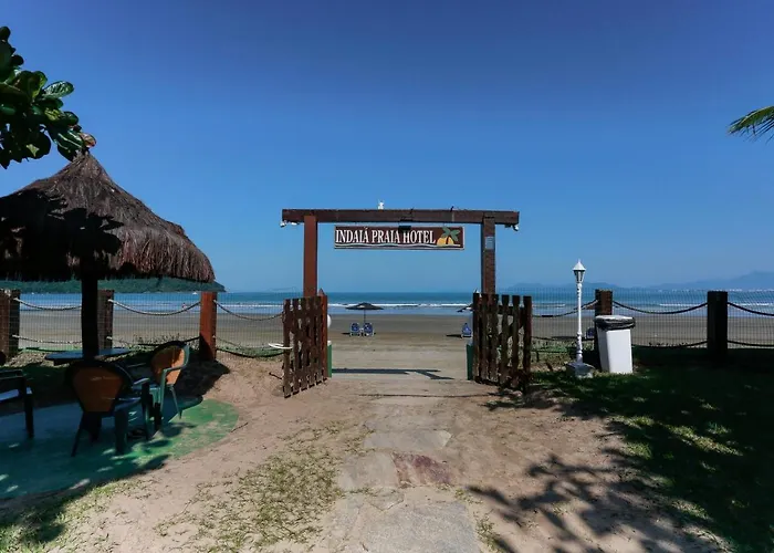 Hotel 3 estrelas: Indaiá Praia Hotel