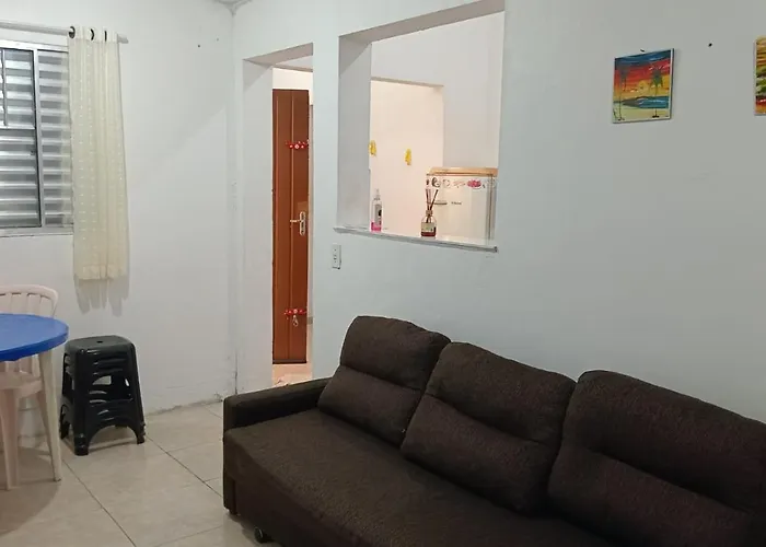 Casa A 5 Minutos A Pe Da Praia Da Enseada!