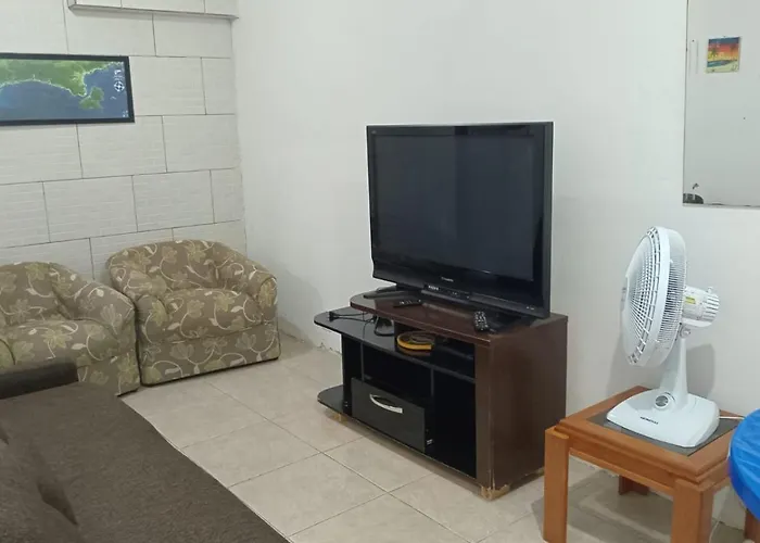 Casa A 5 Minutos A Pe Da Praia Da Enseada!
