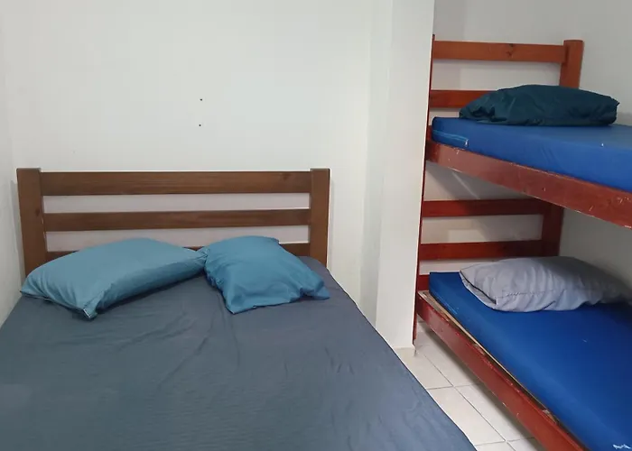 Casa A 250 Metros A Pe Da Praia. Otima Localizacao